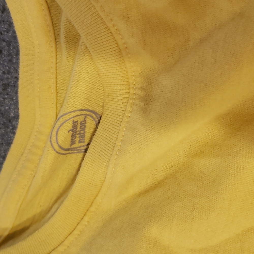 Wonder Nation Girls yellow tee size is large